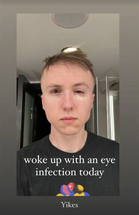 What does ropz have under his eye Set in an indeterminate future when crates of robots are carted on cargo ships and climate change kicks up violent storms, the story
